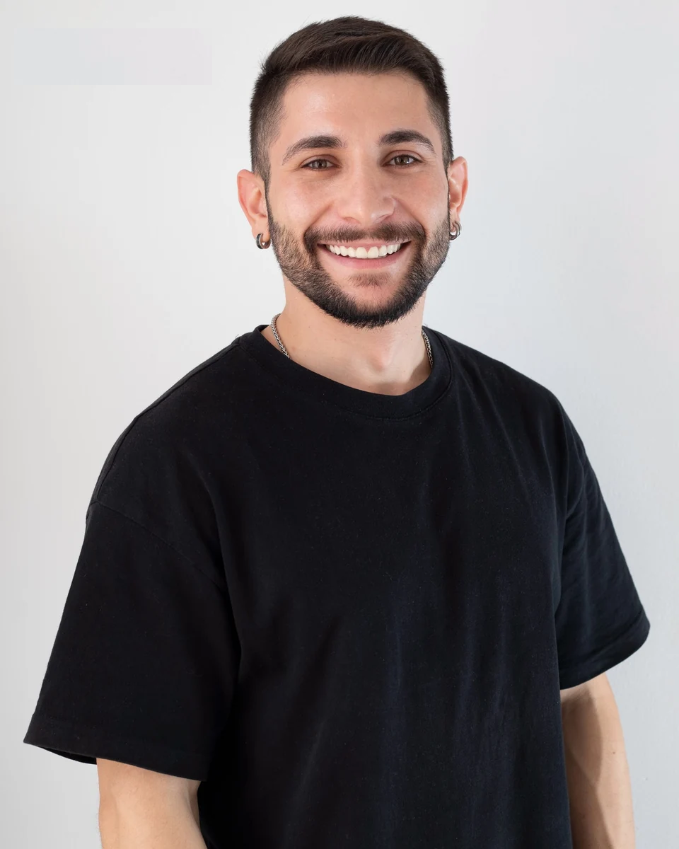 Burhan Yıldırım — ekipi i The Pilates Lab